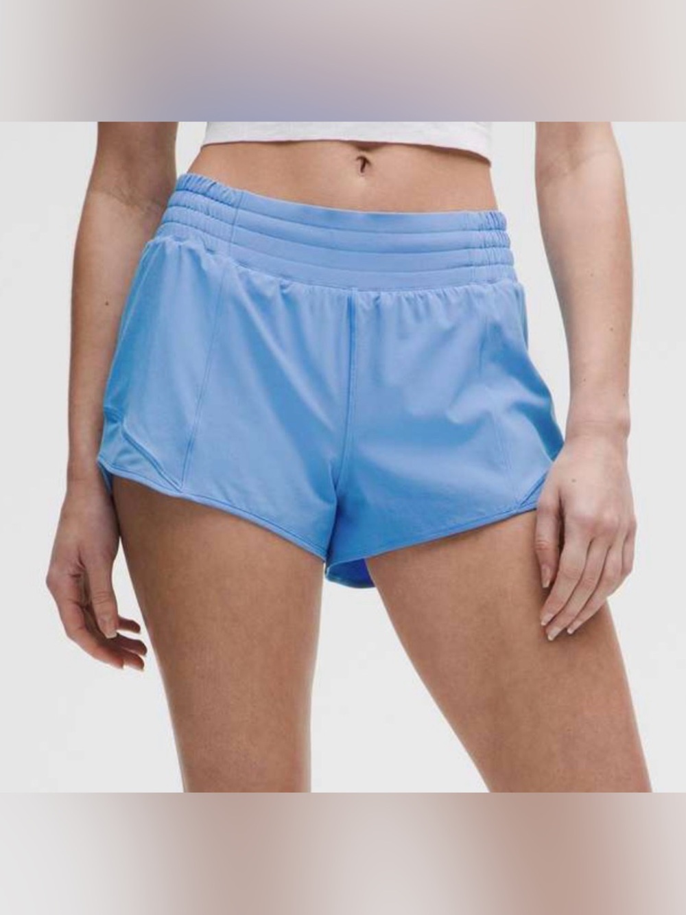 Lululemon Hotty Hot High-Rise Lined Short 2.5” inseam Size 6 Pool Party Blue